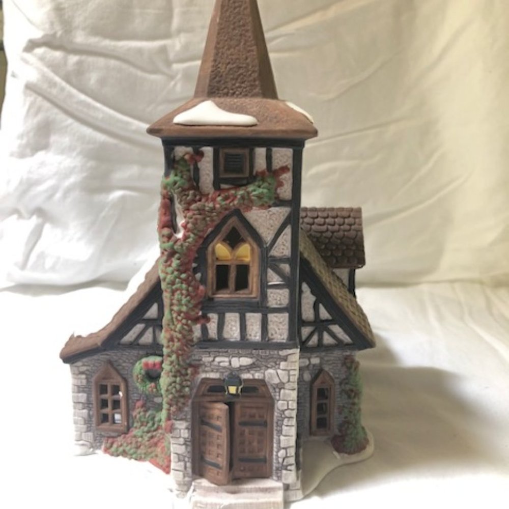 Dept 56 Dickens' Village Old MichaelChurch Retired
